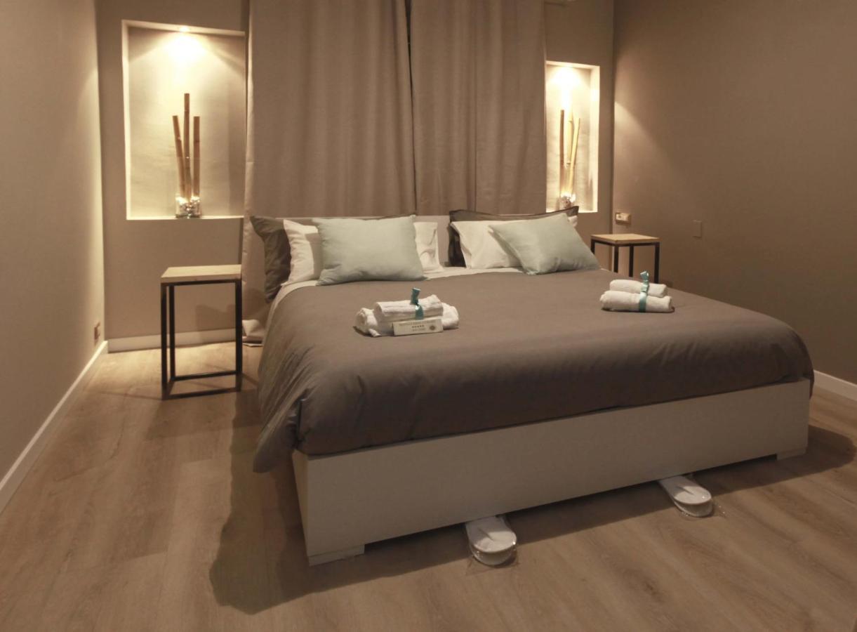 Acquachiara Iseo Deluxe Bed & Breakfast Iseo Center With Garden And Parking Inside Foresteria מראה חיצוני תמונה